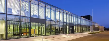 europe1089---Commercial-External-Glazing-Landing-PageBanner (1)
