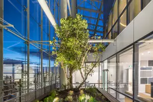 photo_sg_2019_-_valode_pistre-tour_st_gobain-la_defense-imp-d-072_tumb